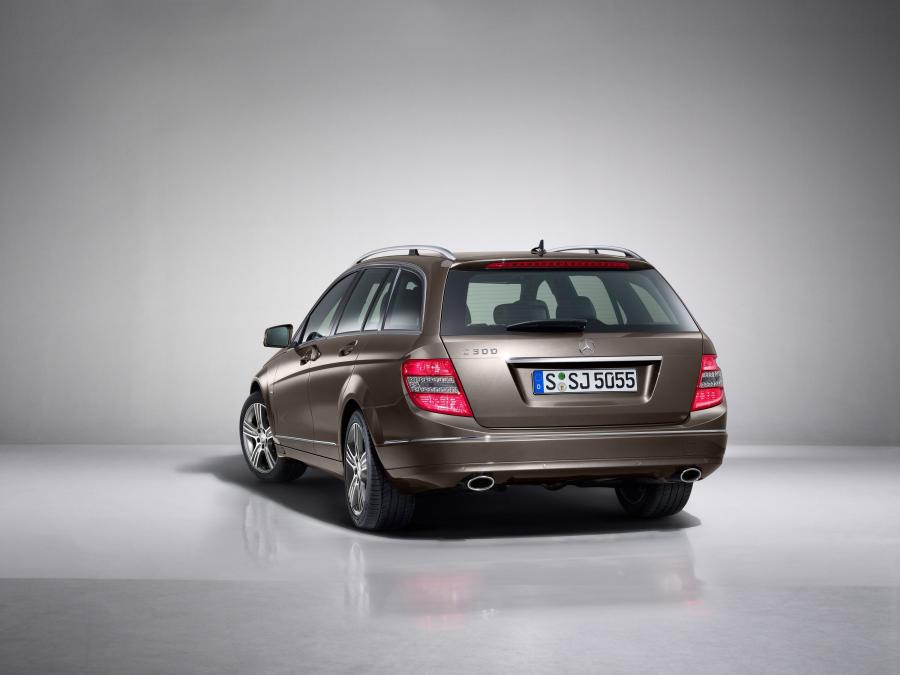  Mercedes-Benz C300 Special Edition 2009 года  (фото 3 из 10)